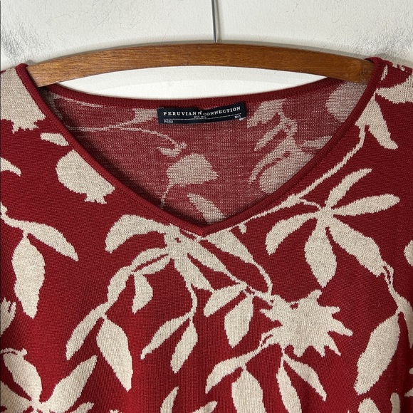 PERUVIAN CONNECTION Red Floral 100% Pima Cotton V-Neck Knit Top Medium/Large - Picture 10 of 16